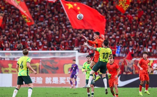 轻松取胜!中国足球代表队在国际赛事中卓越表现(中国足球团队) 轻松取胜!中国足球代表队在国际赛事中卓越表现(中国足球团队)