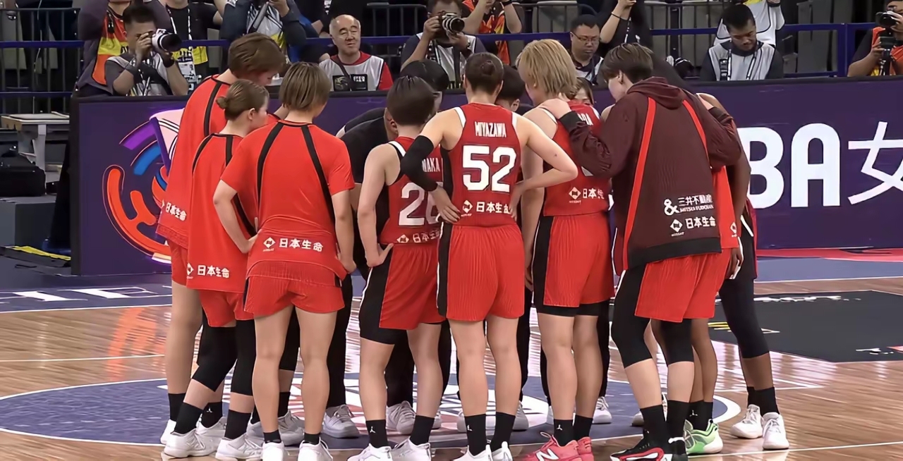 澳大利亚队一路晋级到篮球世界杯半决赛(澳大利亚篮球比赛)