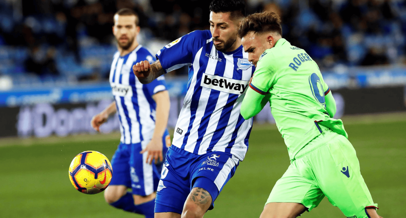 开云-包含阿斯顿维拉客场平曼城，展现顽强防守的词条