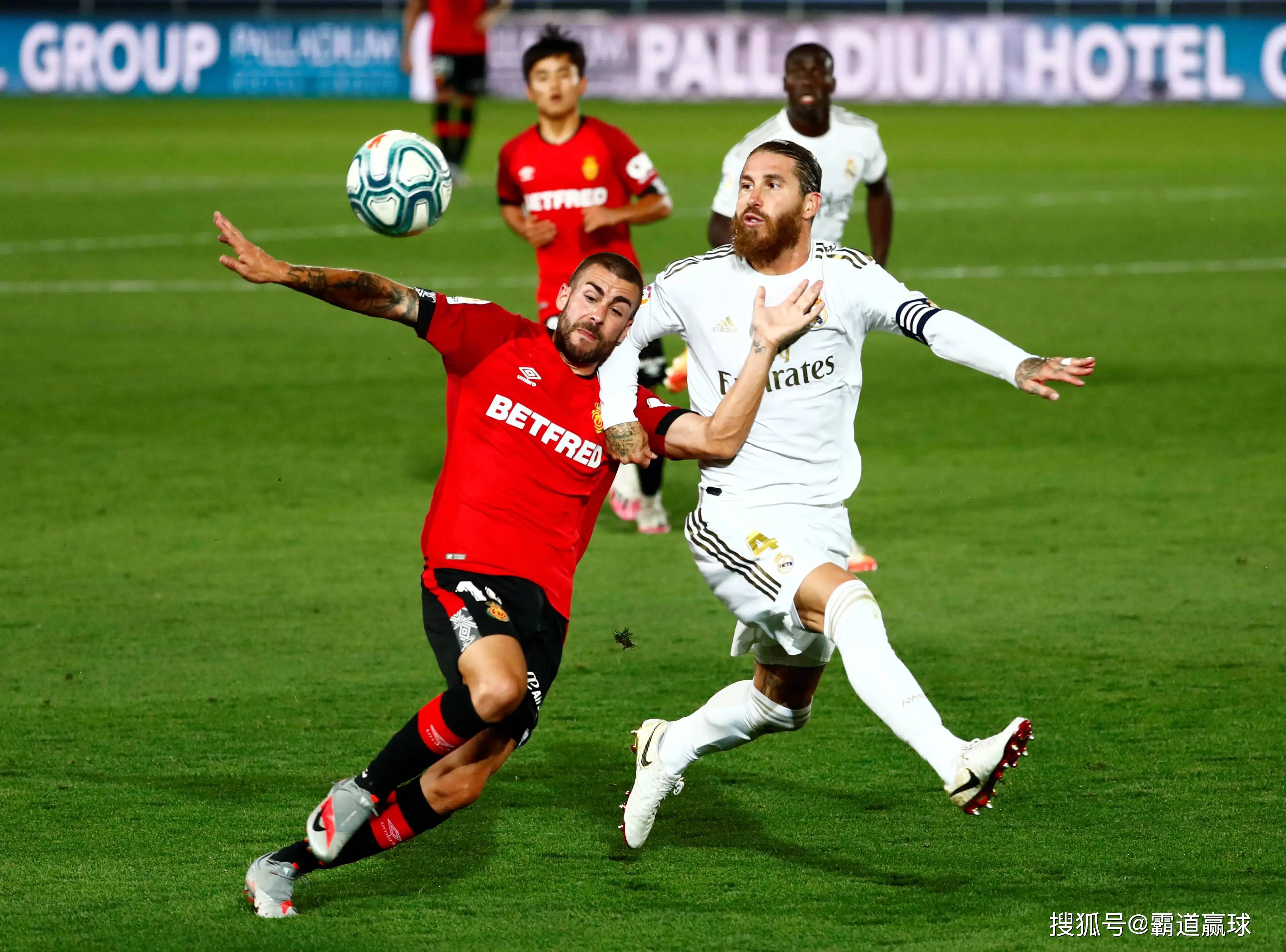 开云在线-西甲球队巴塞罗那客场大胜皇家马德里终结连败